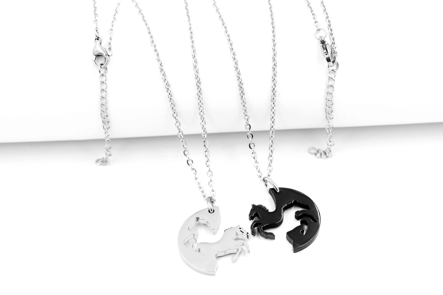 Horse Shape Pendant Necklace for Couples